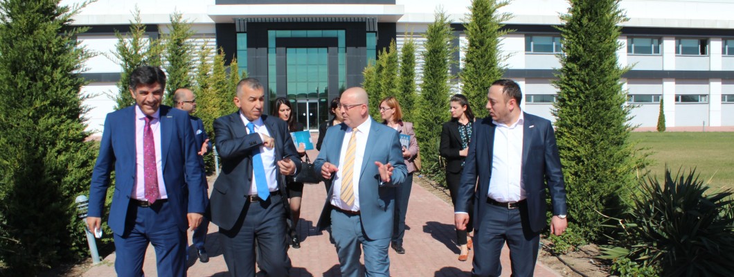 TC. İTHALAT GENEL MÜDÜRÜ FABRİKAMIZI ZİYARET ETTİ TC. İTHALAT GENEL MÜDÜRÜ FABRİKAMIZI ZİYARET ETTİ